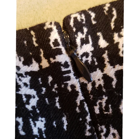 BANANA REPUBLIC FACTORY Women's Black/White Plaid Size 2 Short Sleeve Dr… - Picture 8 of 12